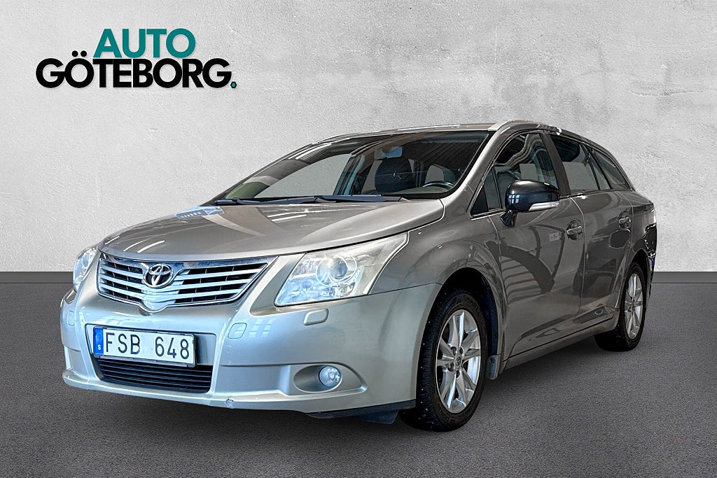 Toyota Avensis Kombi 2.0 Business Dragkrok Besiktigad 