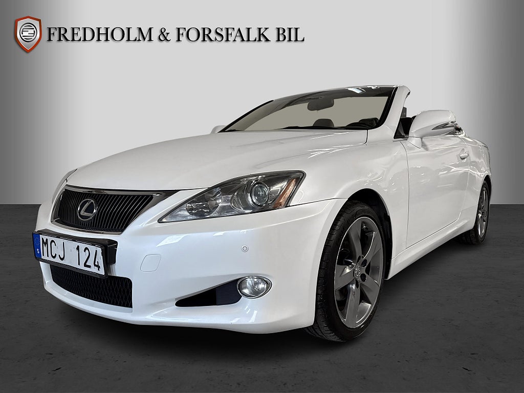 Lexus IS 250 C V6 208HK Svensksåld Läder Navi Kamera Plåtcab