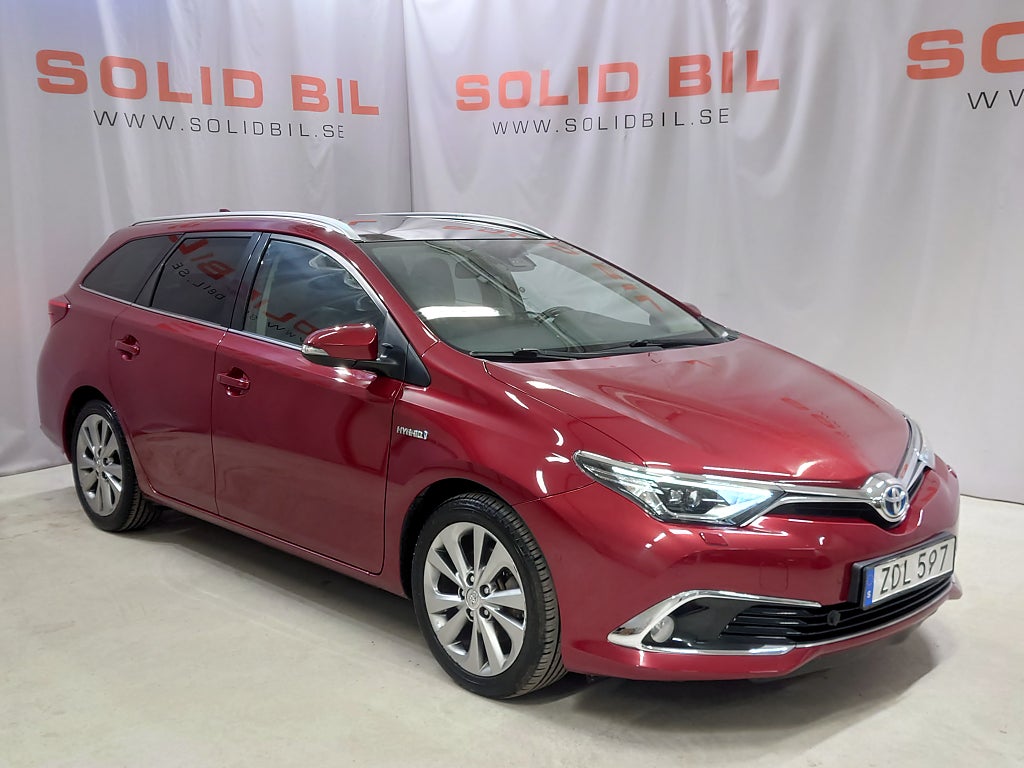 Toyota Auris Touring Sports Hybrid Executive Panorama