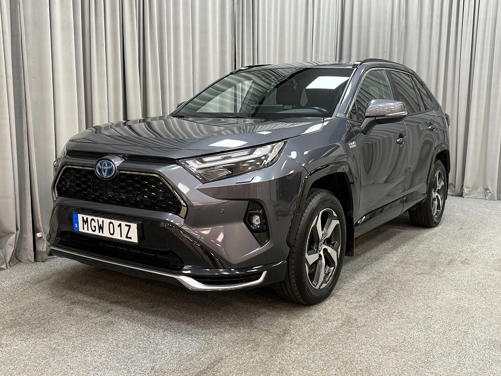 Toyota RAV4 Plug-in Hybrid 306HK AWD X EDITION Moms/Drag/Värmare