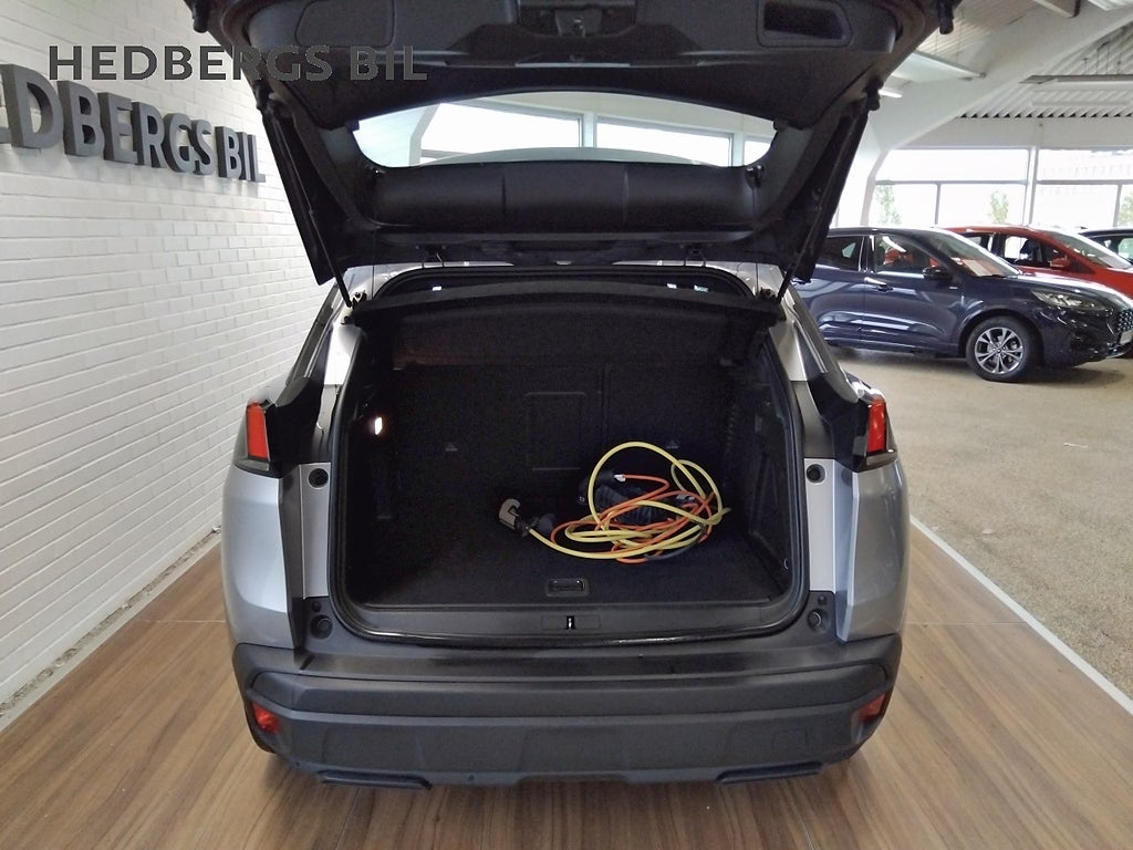 Peugeot 3008 HYBRID 225 EAT ACTIVE PACK thumbnail
