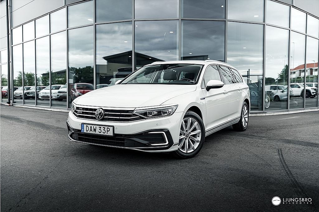 Volkswagen Passat GTE Executive / Värmare / Dragkrok