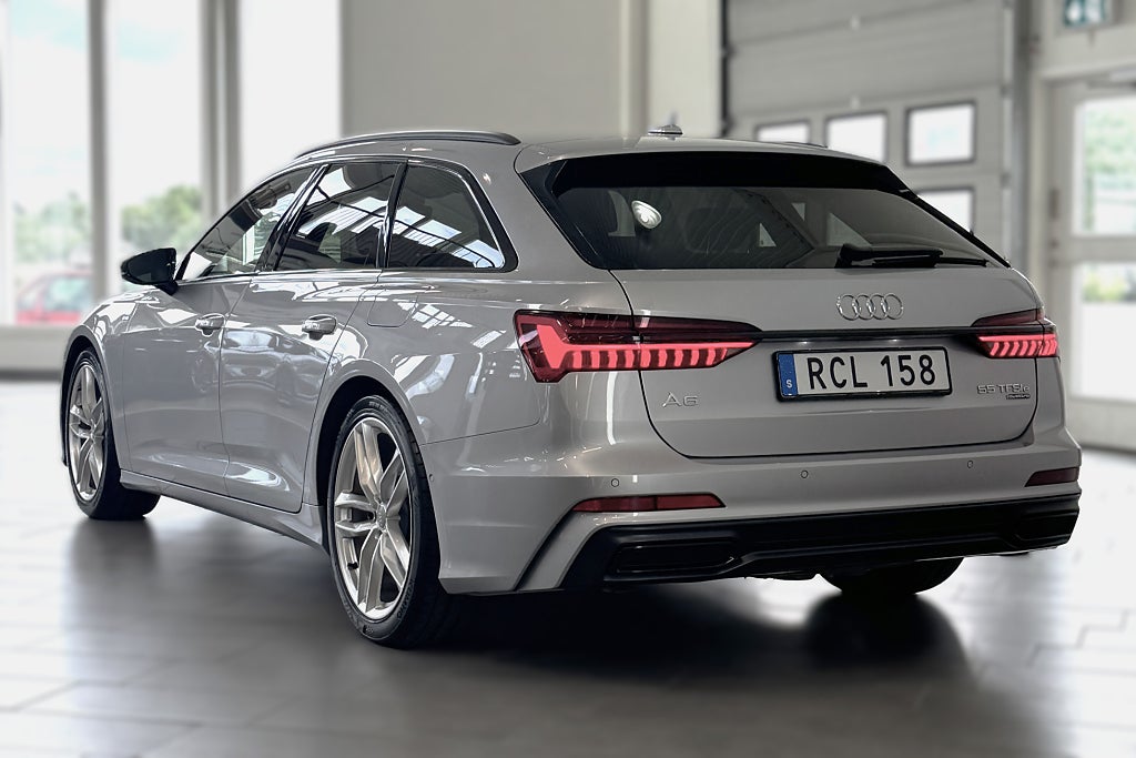 Audi A6 2021 - miniatyr 2