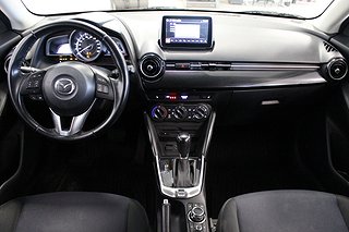 Halvkombi Mazda 2 15 av 20