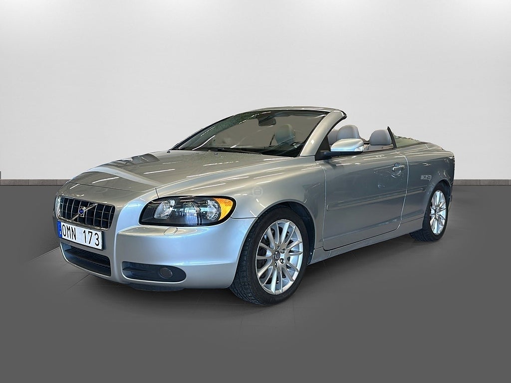 Volvo C70 D5 Summum (Värmare, Drag, Stolsminne)