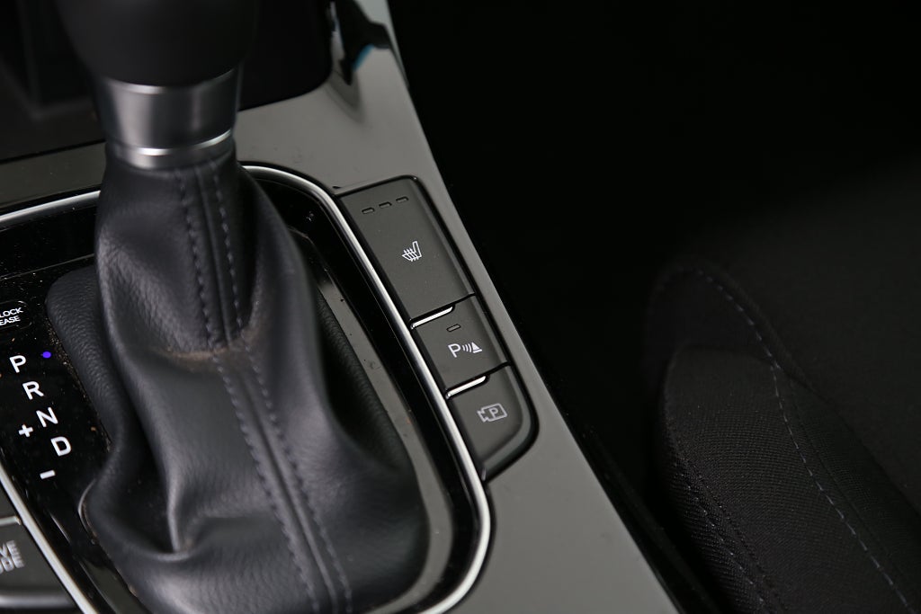 Hyundai i30 1,0 T-GDi MHEV Essential Kombi Aut Navi Kamera