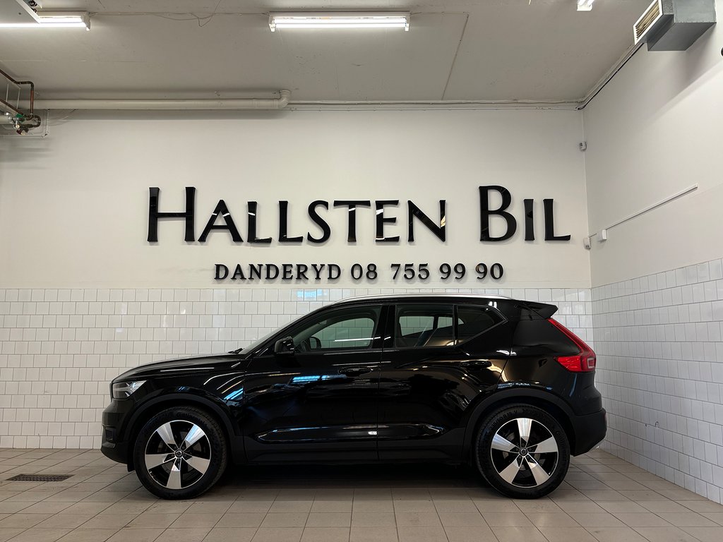 Volvo XC40 D4 AWD Automat Momentum Drag CarPlay Svensksåld