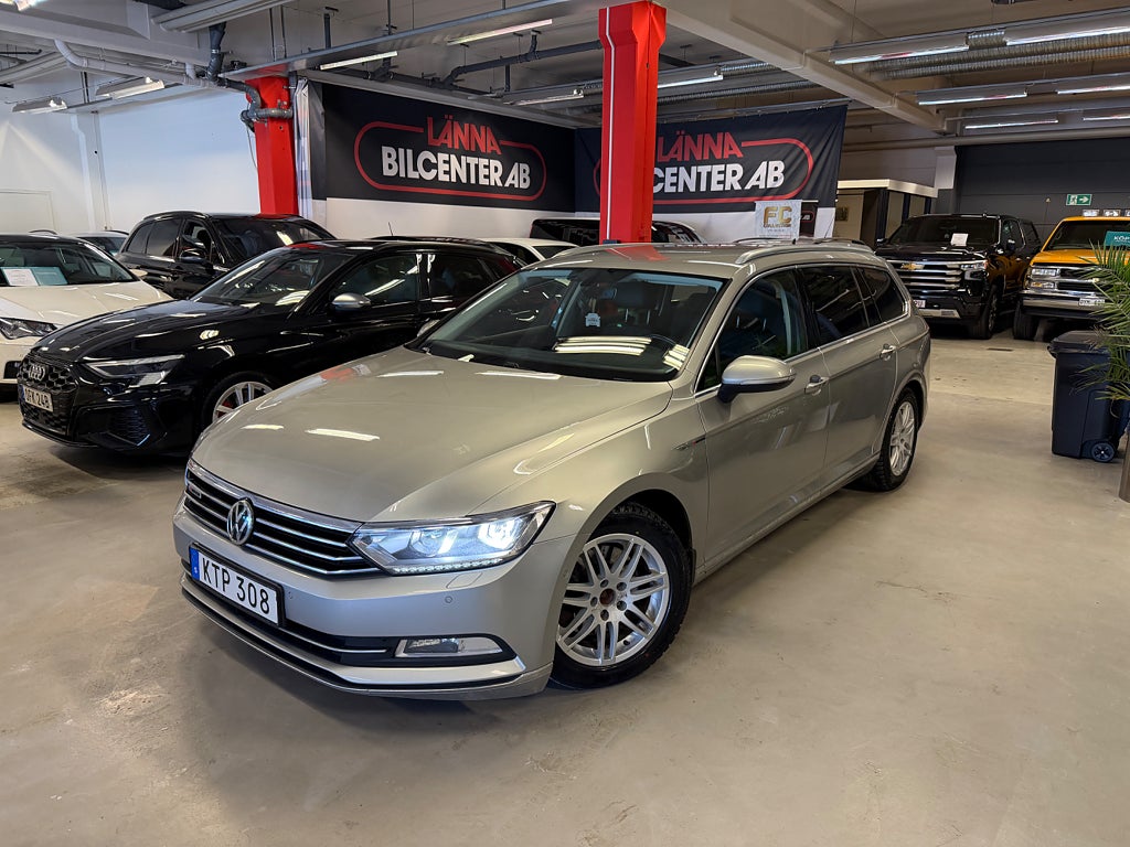 Volkswagen Passat SC 2.0 TDI 4M Drag Alcantara Värmare Kamera K-rembytt