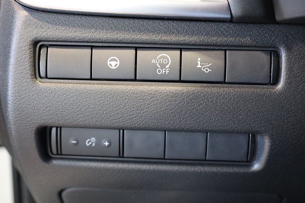 Nissan Qashqai 1.3 DIG-T XTRONIC-CVT N-Connecta Navi 360° Kamera Drag