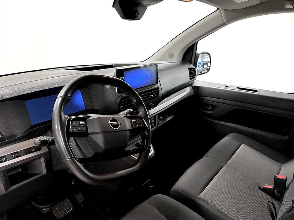 Bild på Opel Vivaro Van Long 2.0 BlueHDi 180hk Aut L3 B-KAMERA WEBASTO
