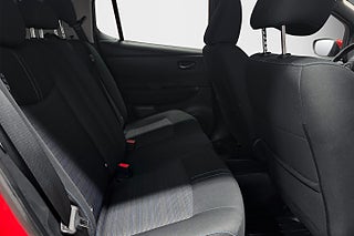 Halvkombi Nissan Leaf 12 av 23