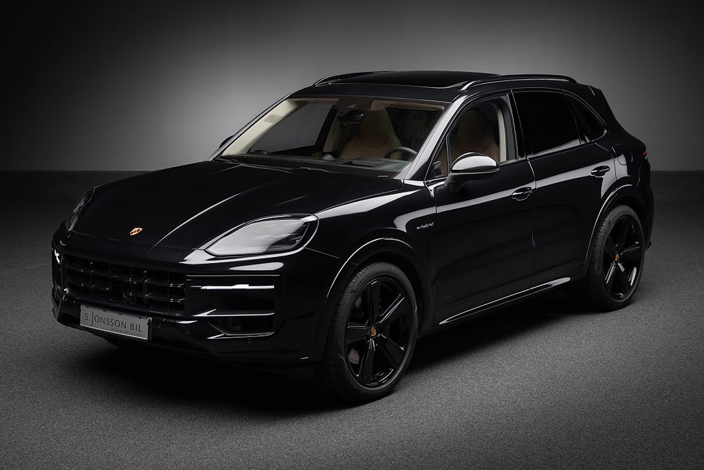 Porsche Cayenne E-Hybrid | Extrautrustad för 693.100 kr