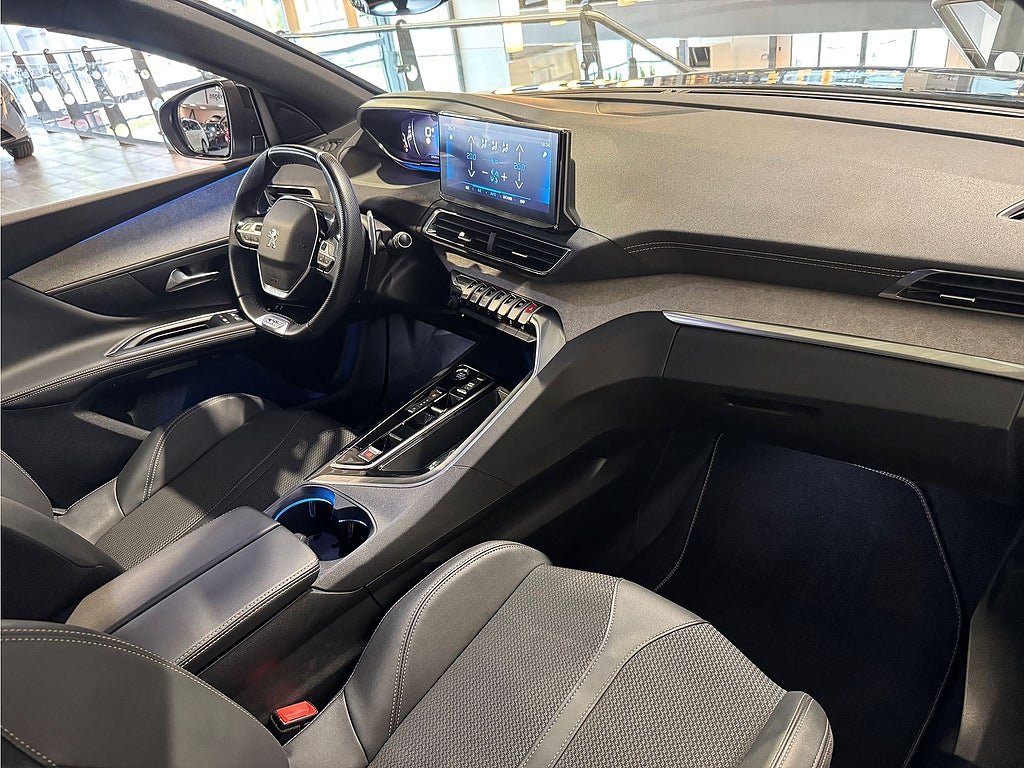 Bild på Peugeot 5008 GT 1.2 PT 130hk Aut - 7-SITS,B-KAMERA,NAVI
