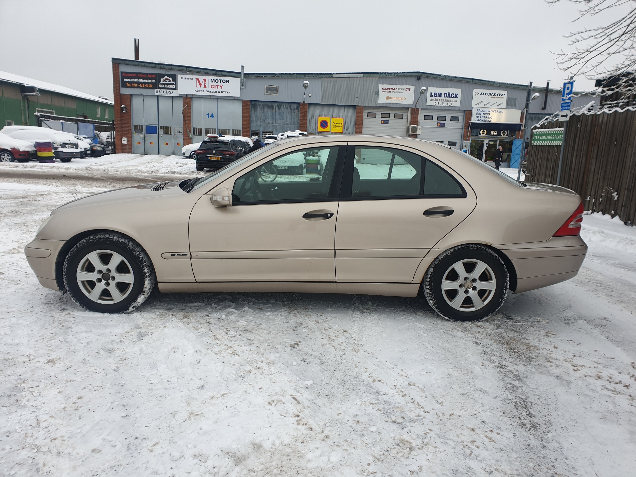 Mercedes-Benz C 180 Kompressor 143hk 2004, bild 4/29
