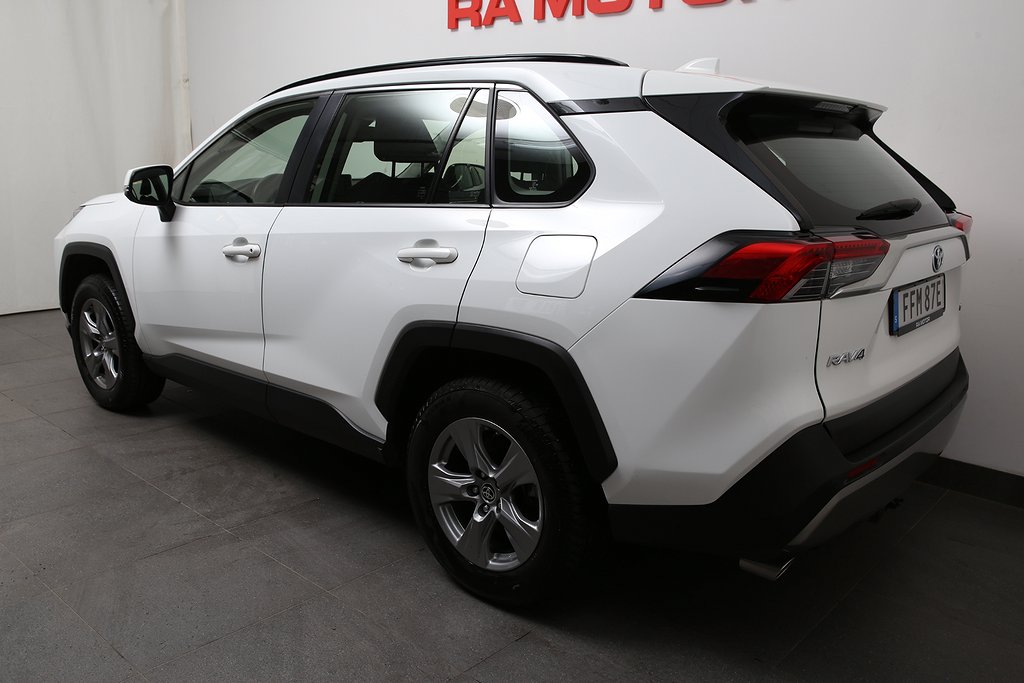 Toyota RAV4 2,5 Hybrid AWD-i E-CVT Active Drag Leasbar 2022