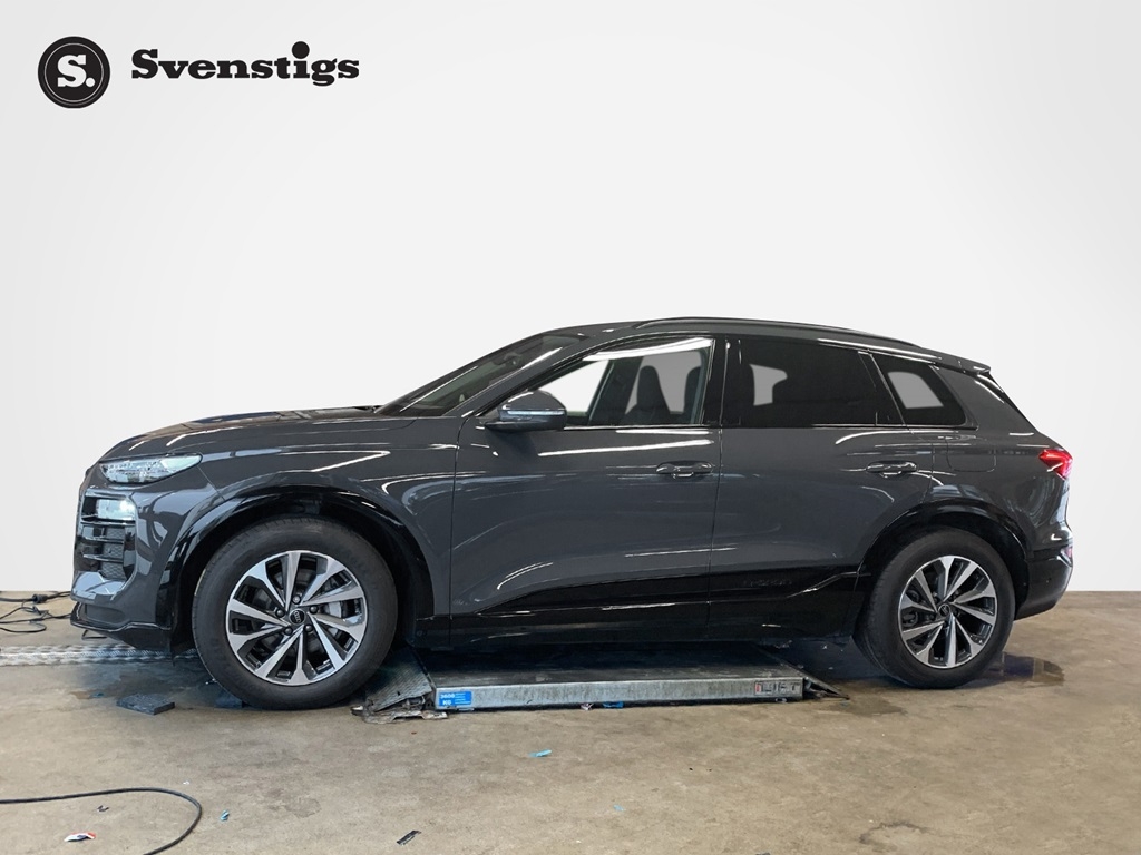 Audi Q6 e-tron e-tron SUV 2025, photo 3/44