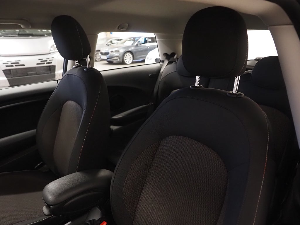 MINI Cooper 3-dörrars 136hk DCT Pepper II | Bluetooth | PDC | 2020