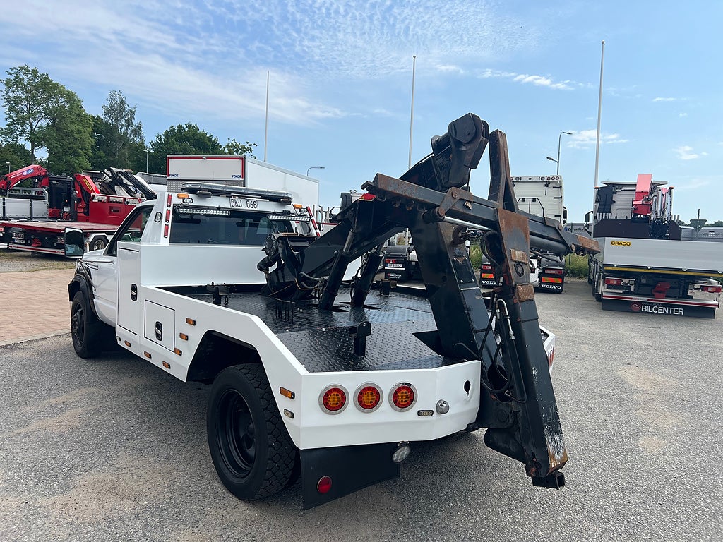 GMC SIERRA C3500 HD Garagebärgare