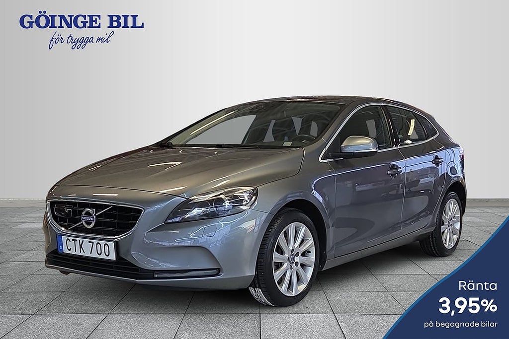 Volvo V40 D4 Momentum Business Edition