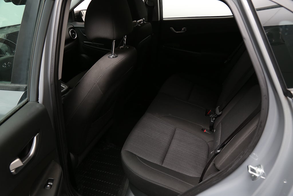 Hyundai Kona 1,0 T-GDi 120hk 7DCT Essential CarPlay Kamera Leasbar