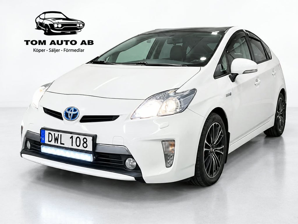 Toyota Prius Plug-in Hybrid Plug-in Hybrid 1.8 VVT-i + 3JM Plug-in CVT Keyless 