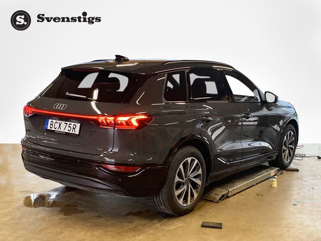 Audi Q6 e-tron e-tron SUV 2025, photo 5/44