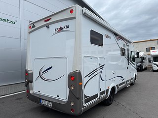Husbil-integrerad Frankia 680 Exclusive 24 av 24