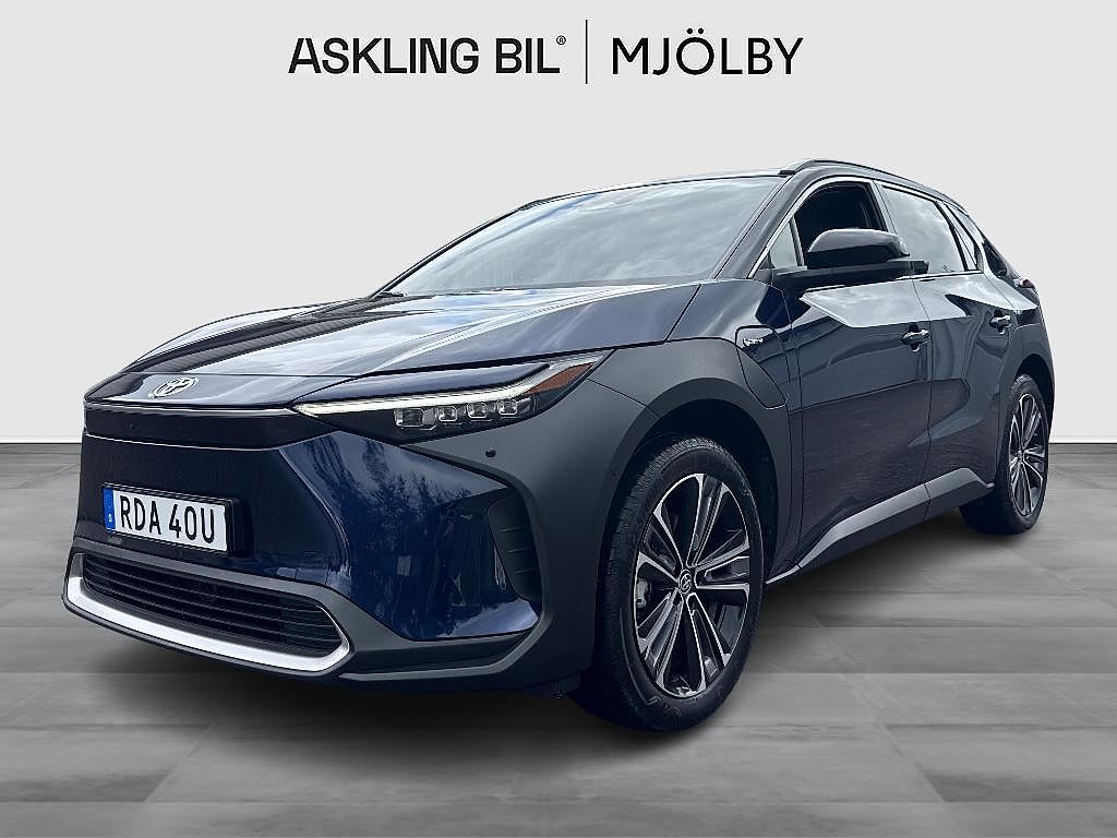 Toyota bZ4X 71.4 kWh AWD Executive JBL Panorama Dragkrok 20''