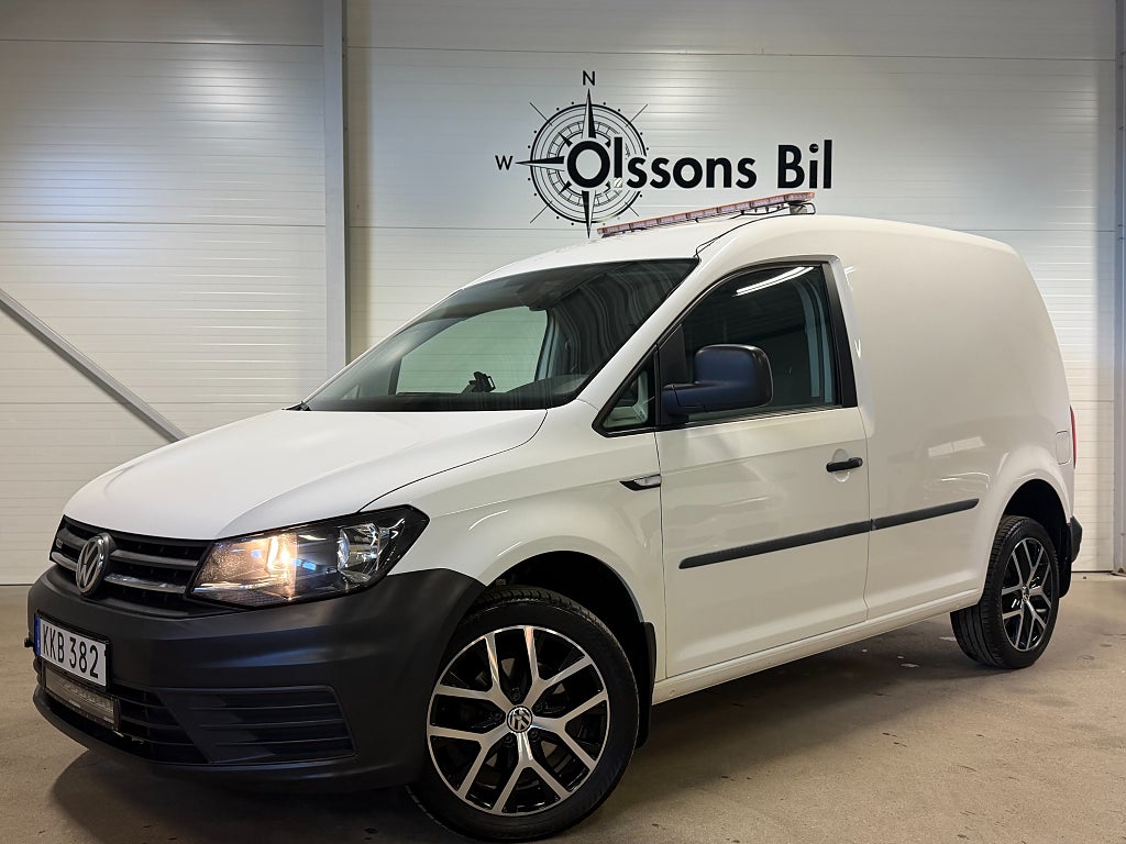 Volkswagen Caddy 2.0 TDI 4Motion Aut Drag D-Värm Inredning Blixtljus 