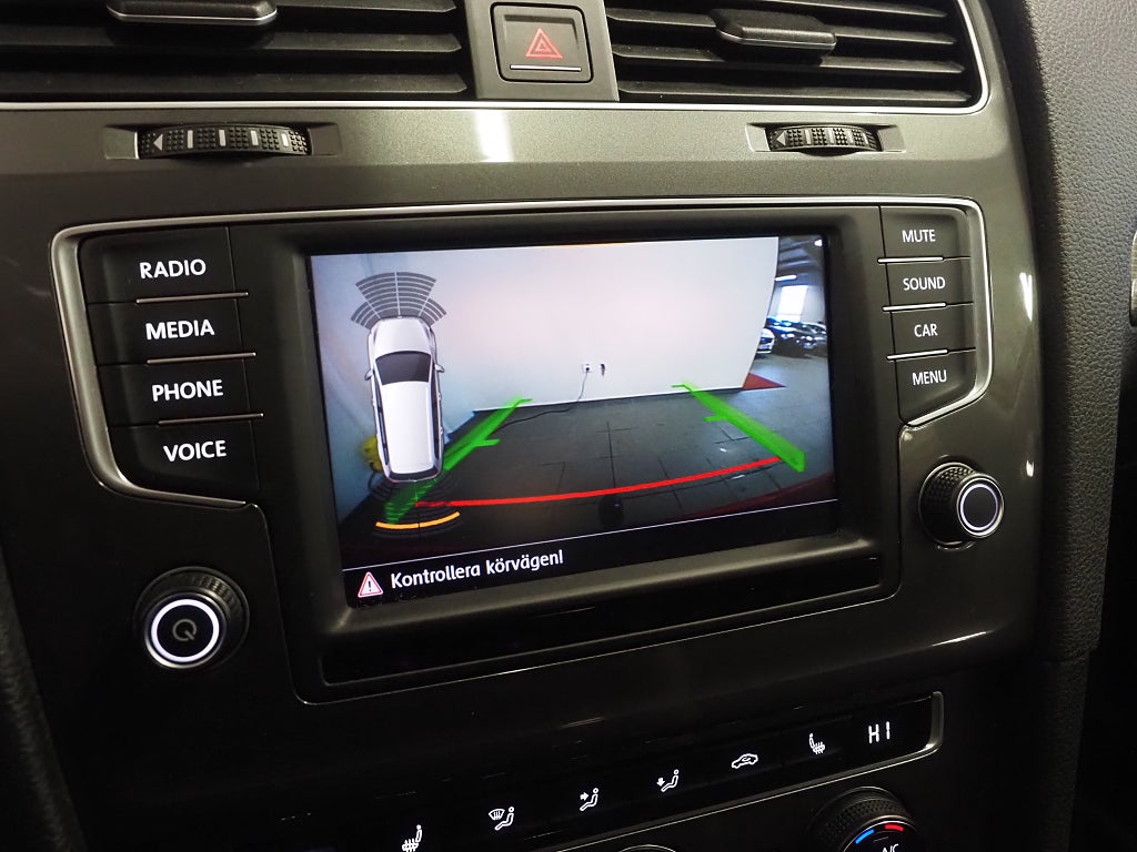 Volkswagen Golf Alltrack 1.8 TSI 180hk 4Motion |Drag|Värmare|Kamera| 2017