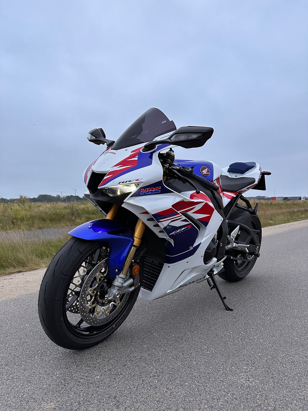 Honda CBR1000RR-R Fireblade SP 30th Anniversary / 20 mil /