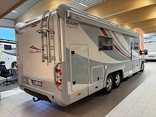 Husbil-halvintegrerad Kabe ROYAL 880 LT 3 av 33