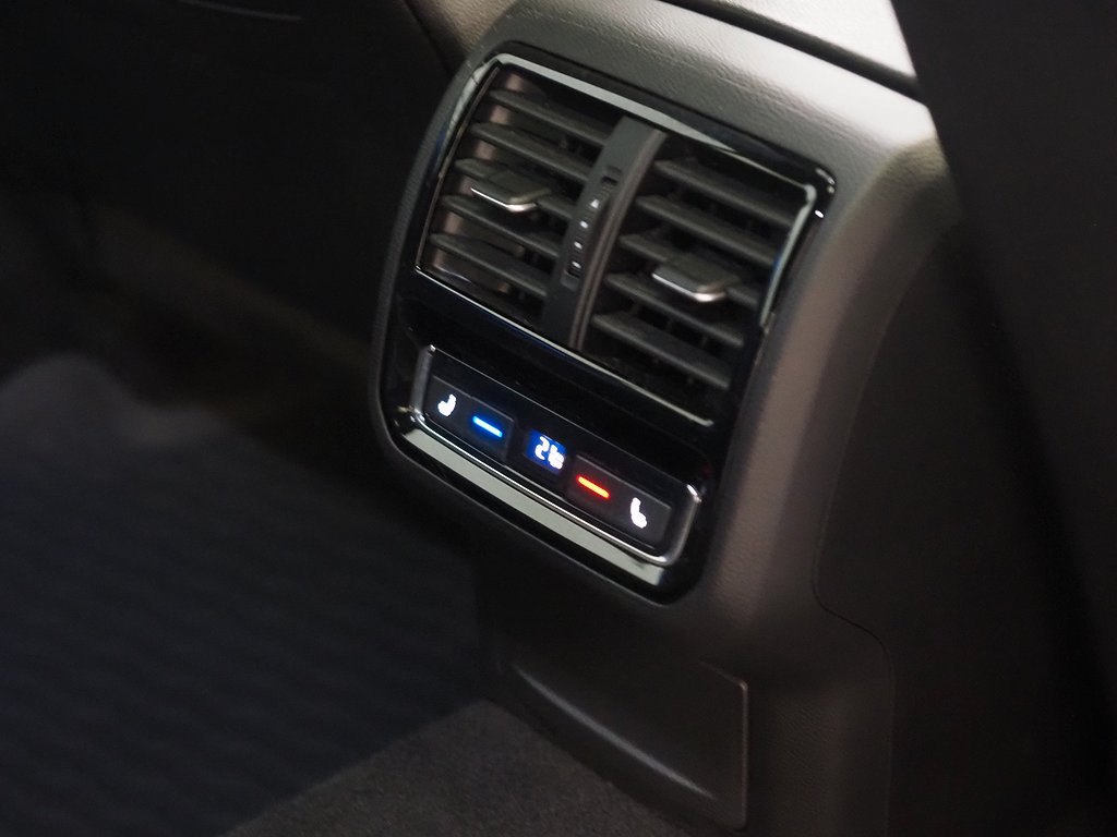 Volkswagen Arteon TDI 190hk 4M R-Line |Pano|Dynaudio|Coils| 2019