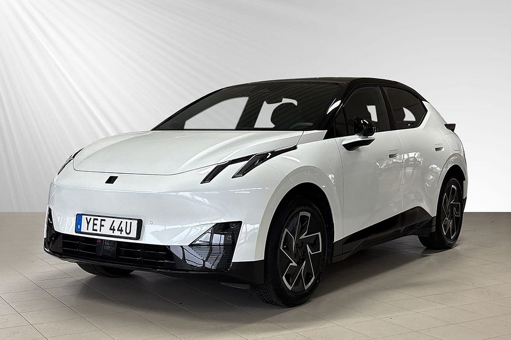 Lynk & Co 02 Core BEV