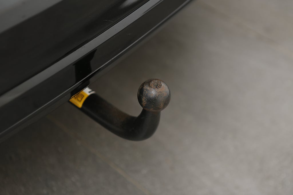 Ford Kuga Plug-In Hybrid E-CVT ST-Line Navi Drag Leasbar