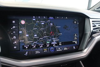 SUV Volkswagen Touareg 29 av 30