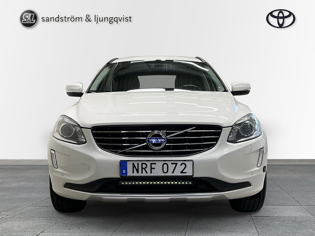 Volvo XC60 D4 AWD Momentum (Dragkrok)
