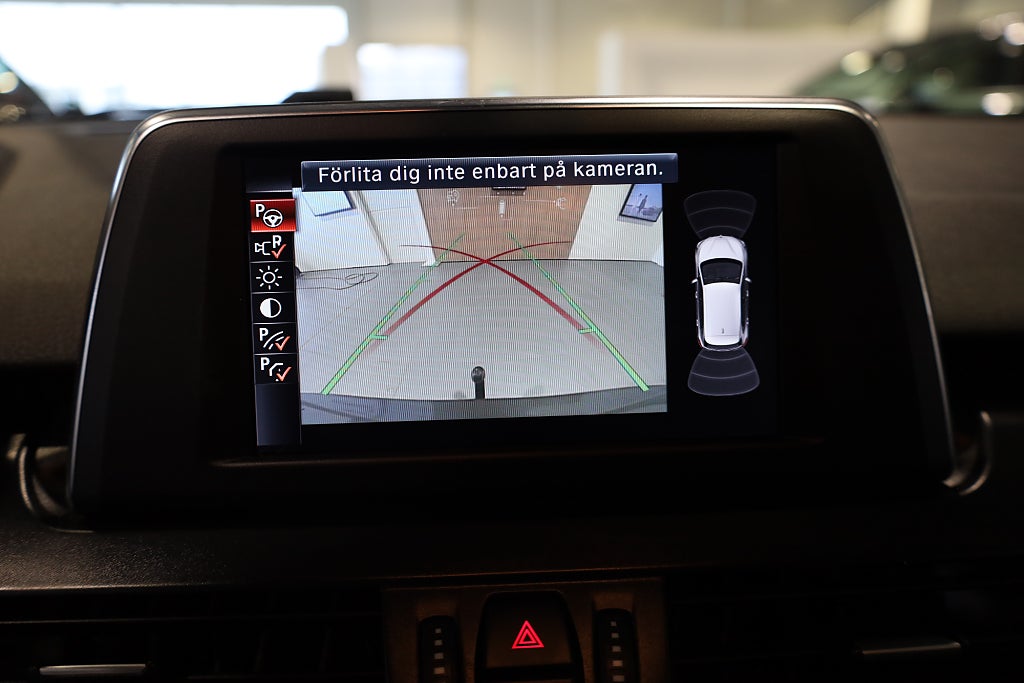 BMW 218 i Active Tourer Advantage Drag M-Värme Kamera 2017