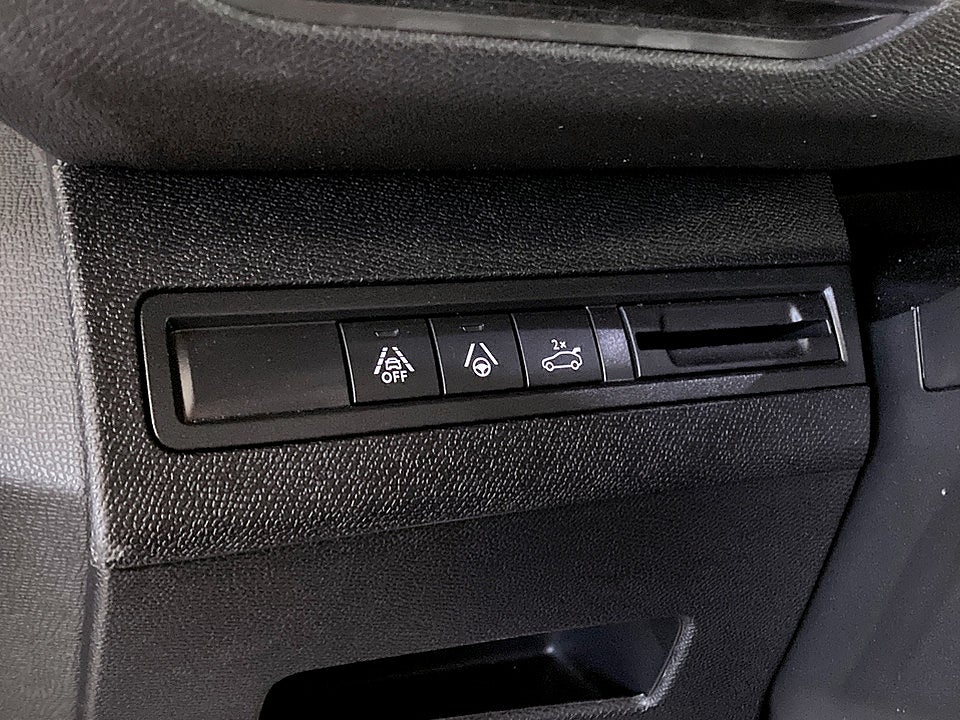 Bild på Peugeot 5008 GT Black Pack 1.2 PT 130hk Aut 7-SITS B-KAMERA