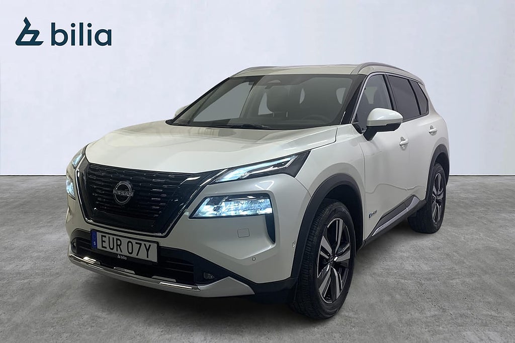 Nissan X-Trail Tekna E-force Skinn/V-hjul