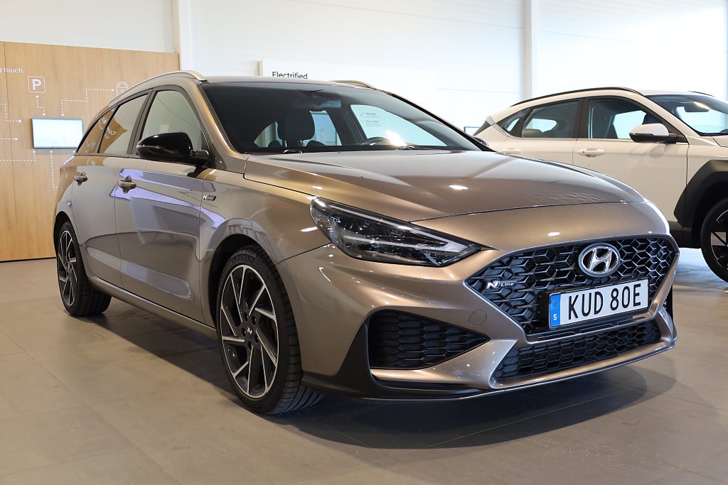 Hyundai i30 Kombi 1.5 T-GDI 160HK DCT N-Line Kamera CarPlay 2022