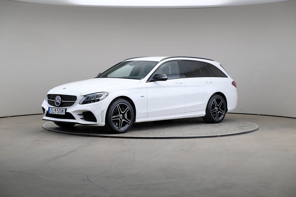 Mercedes-Benz C 300e Kombi AMG-Line Night Edition Cockpit Drag Kamera