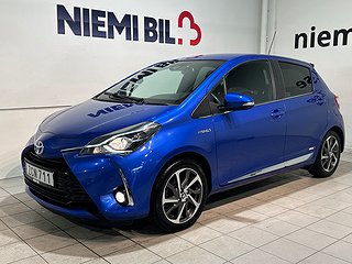 Toyota Yaris Hybrid e-CVT Executive Kamera Mvärm GPS SoV