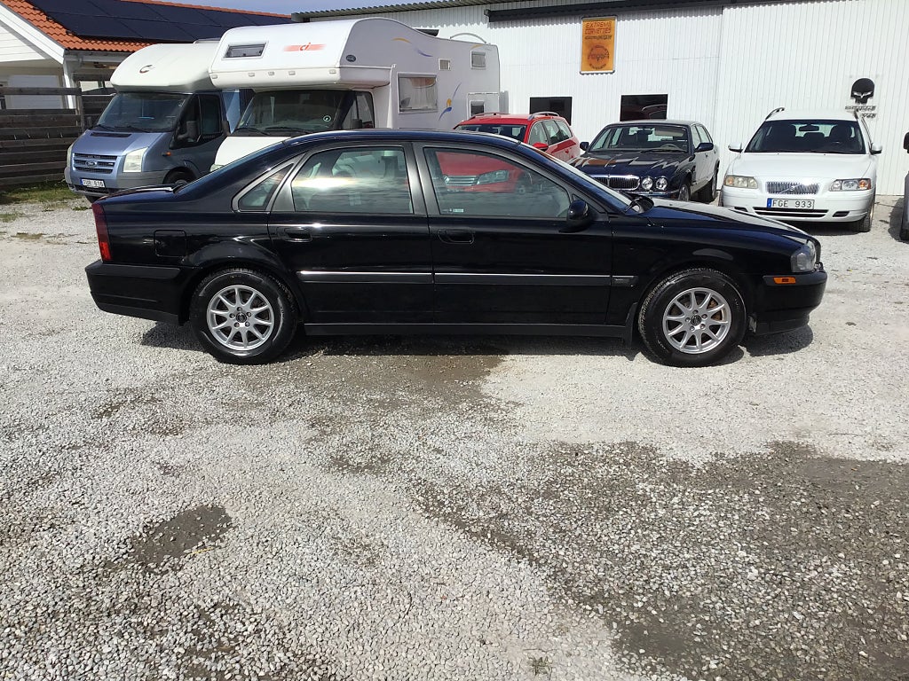 Volvo S80 2.4 Euro 4, Otroligt Fin,Direktörs vagn,Gotlands bil ”