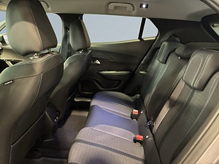Peugeot 2008 1.2 PureTech 130 Kamera Ad. Farthållare Psens S&V-hjul – bild 11