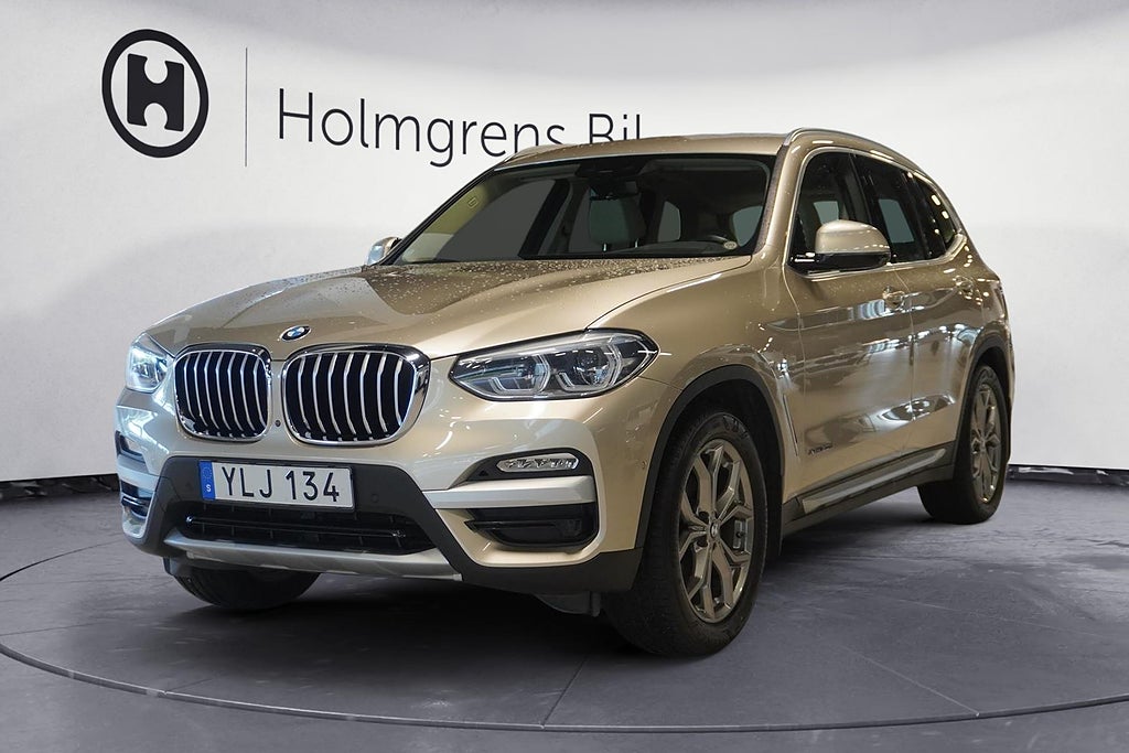 BMW X3 xDrive20d Steptronic Drag Kupévärmare HUD Elstol Rattvärme |