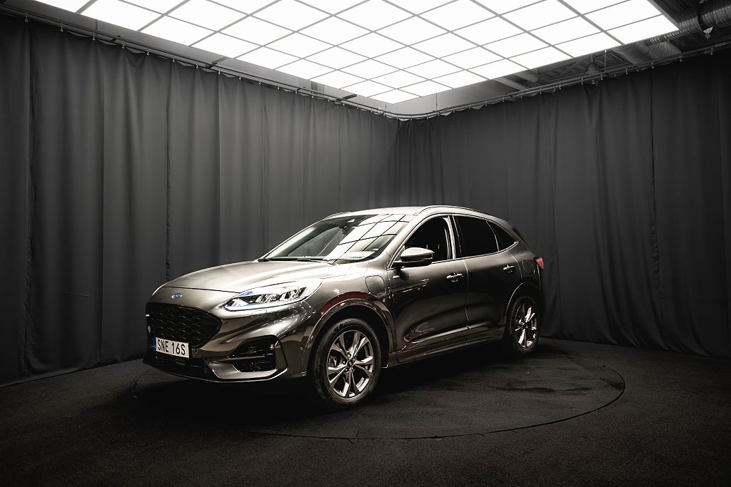 Ford Kuga Plug-in ST-Line KAMERA ADAPTIV-FARTHÅLLARE MOMS 224hk