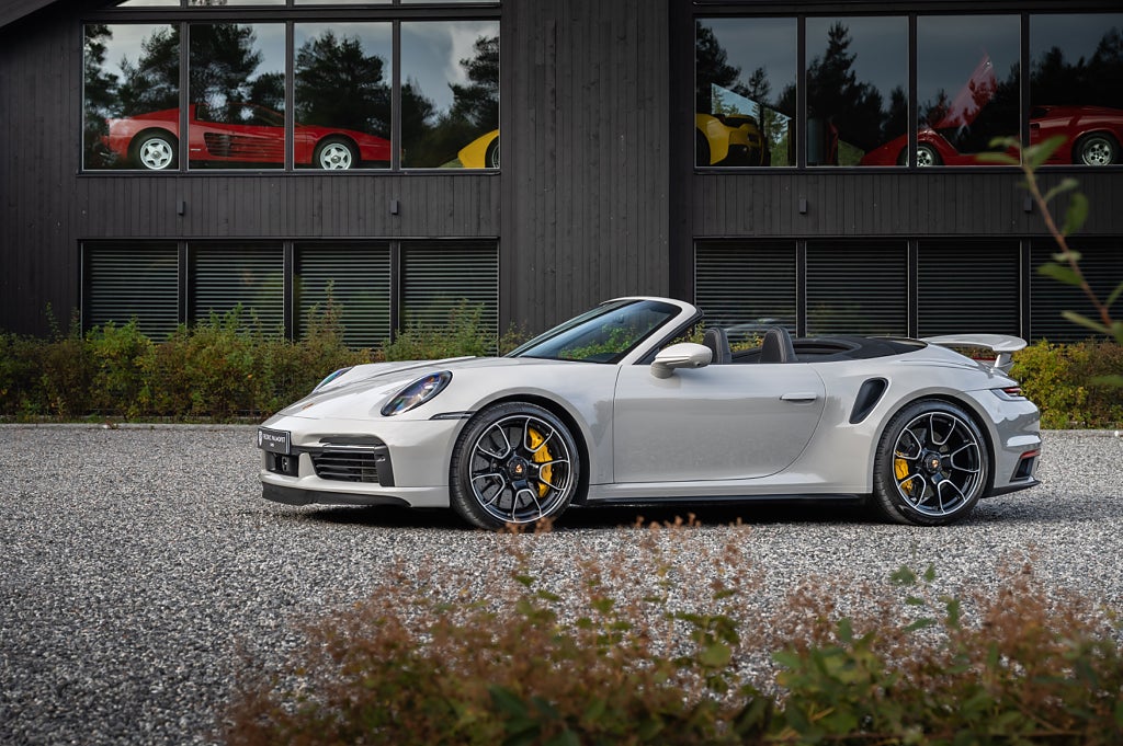 Porsche 911 992 Turbo S Cabriolet