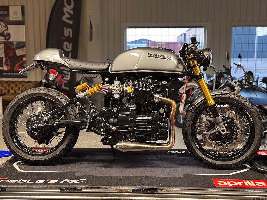 Honda CX500 - Cafe Racer Deluxe Proffsbygge