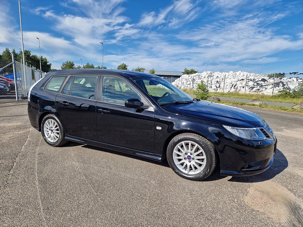 Saab 9-3 2011 - miniatyr 3